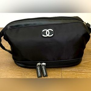 Chanel Cosmetic Pouch/ Makeup Organizer